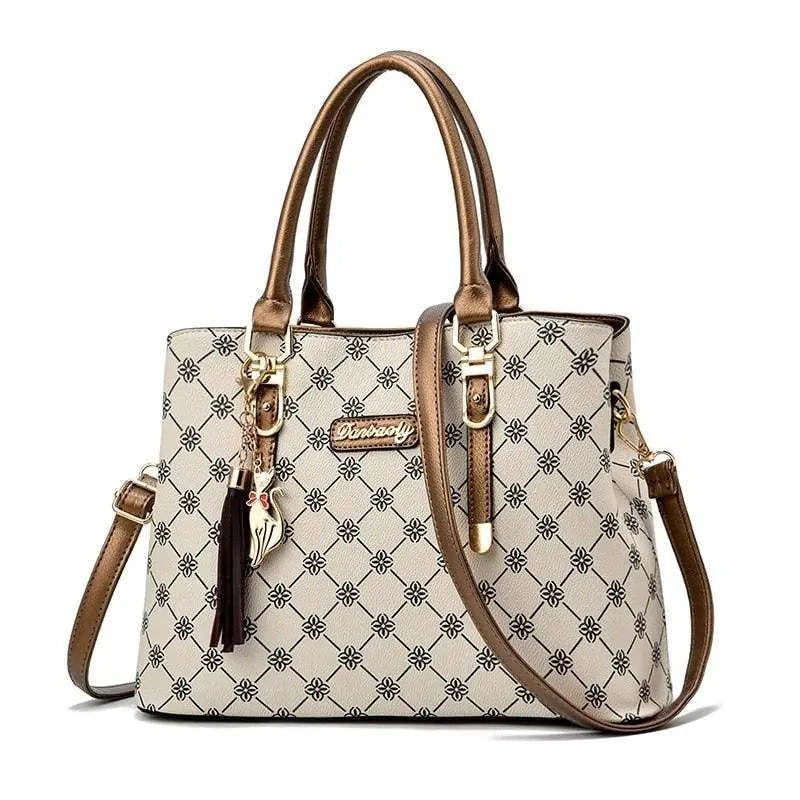 Stylish women's crossbody bag with elegant design and spacious compartments.